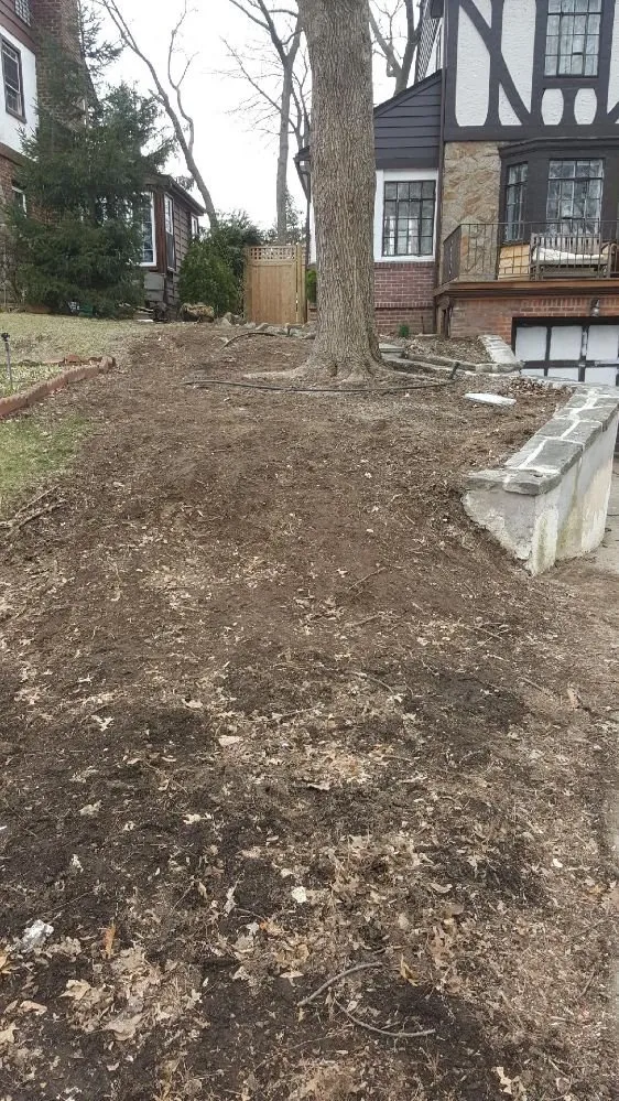 Expert landscaping services experts serving Fresh Meadows, NY - Valdez Lawn Care