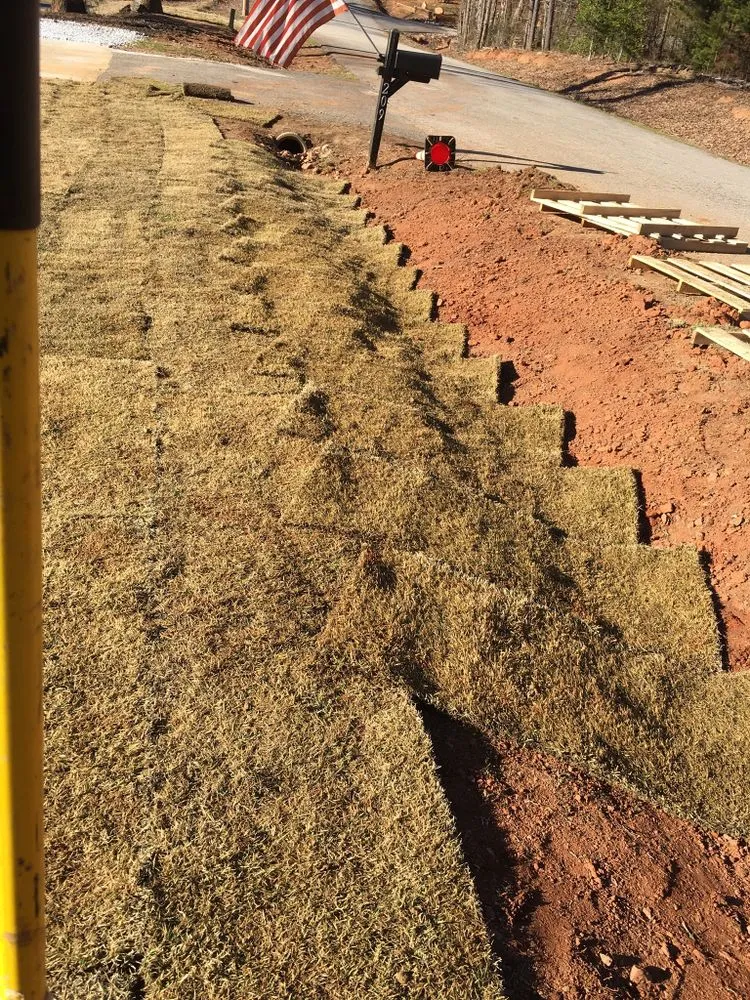 Reliable garden landscaping experts serving Greenville, SC - Valdivia lawn care