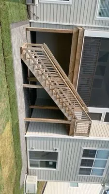 Valencia Construction Group Logo