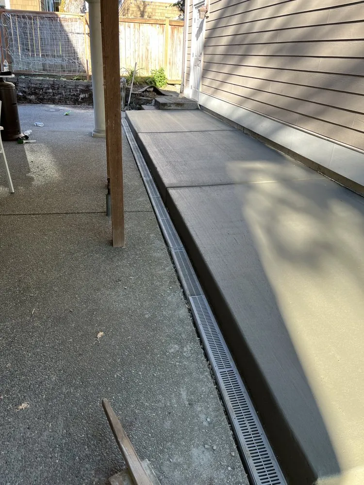 Trusted yard cleanup service in Marysville, WA by Valencia Contracting