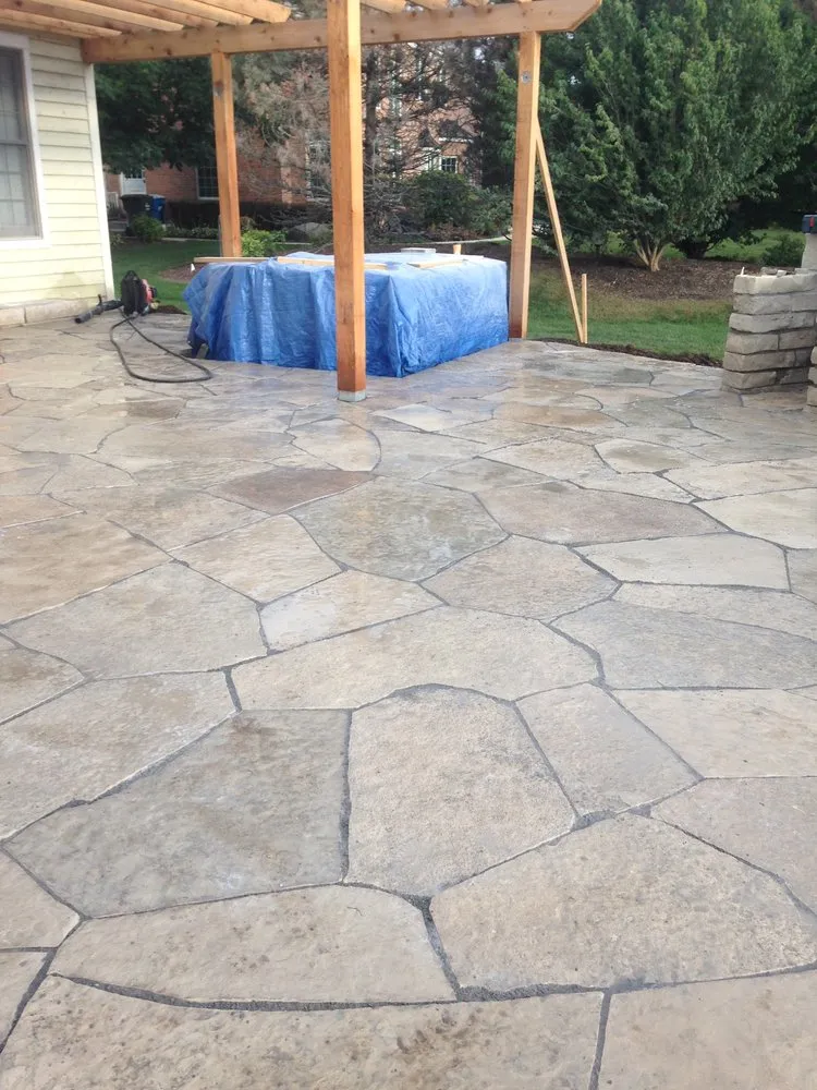 Top-rated lawn mowing service in Cary, IL by Valencia Landscaping Group