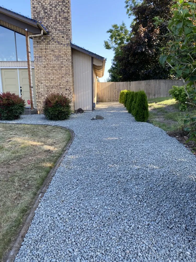Reliable landscape design experts serving Kelso, WA - Valencia Lawn Care