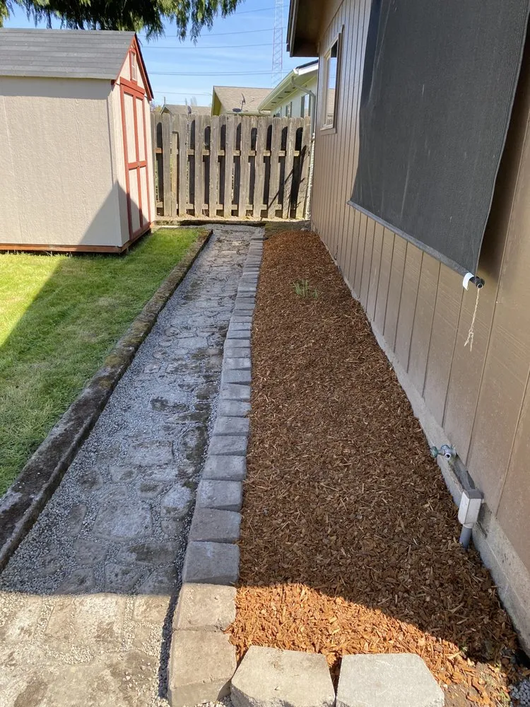 Trusted residential landscaping for outdoor upgrades across Kelso, WA - Valencia Lawn Care