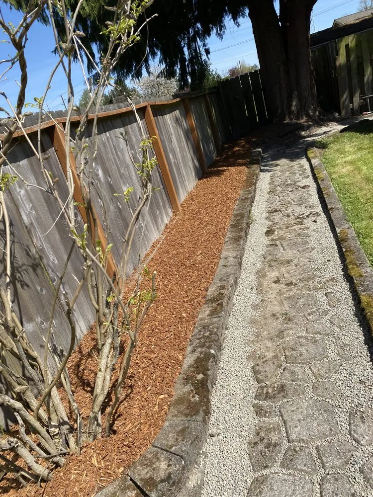 Affordable landscaping services in Kelso, WA - Valencia Lawn Care