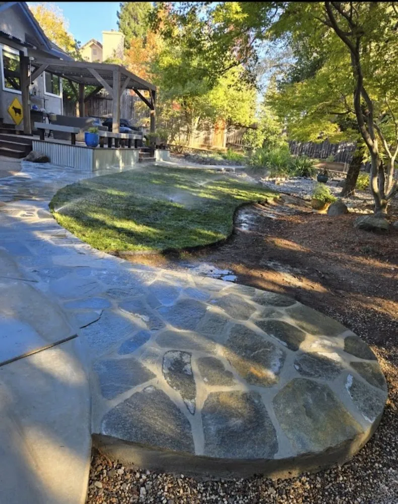 Expert lawn mowing service with custom design across Auburn, CA - Valencia Yard Maintenance Landscaping