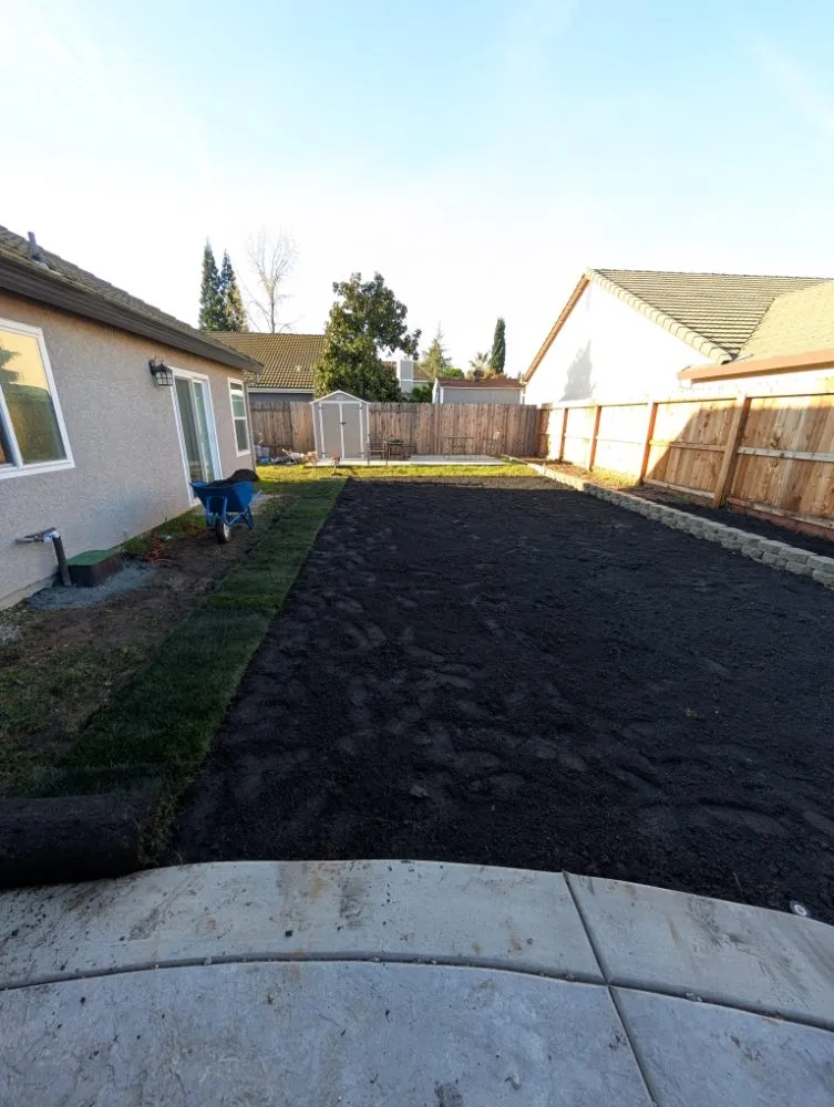 Expert lawn care service in Auburn, CA - Valencia Yard Maintenance Landscaping