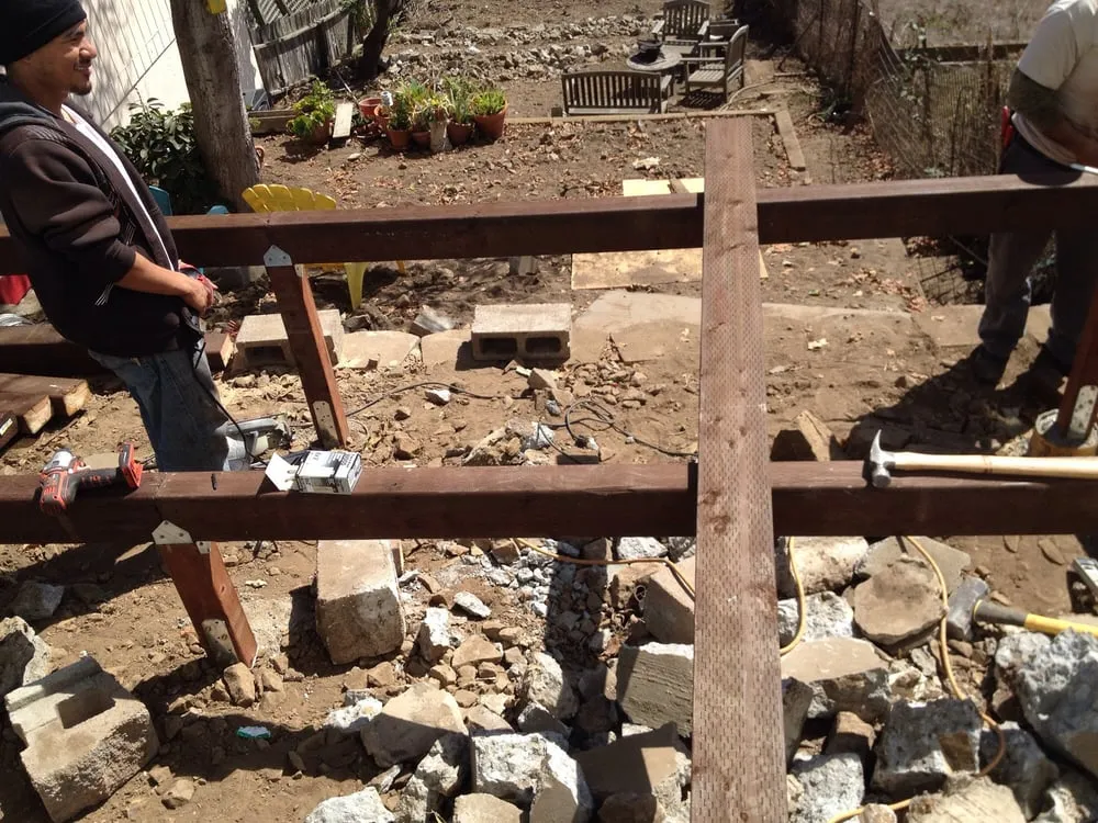 Custom yard cleanup service in San Francisco, CA by Valentin Ayon