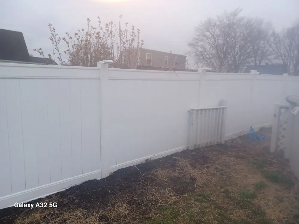 Professional yard cleanup service for beautiful yards across Bridgeport, CT - Valentin Maintenance