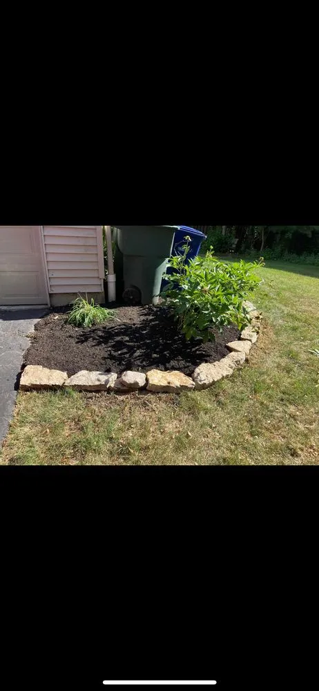 Expert yard maintenance in Dublin, OH - Valentines Landscapes