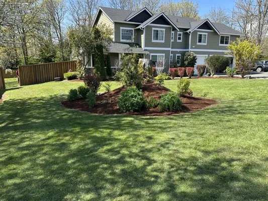 Valeriano Landscaping & Maitenance Logo