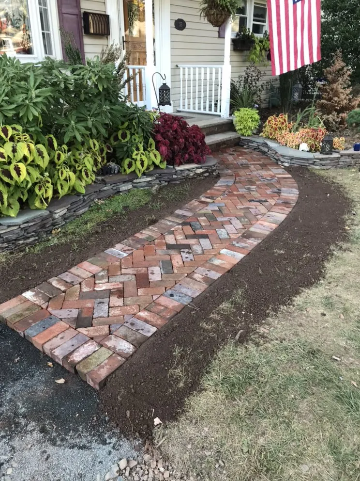 Custom outdoor landscaping for residential properties across Fanwood, NJ - Vali Construction