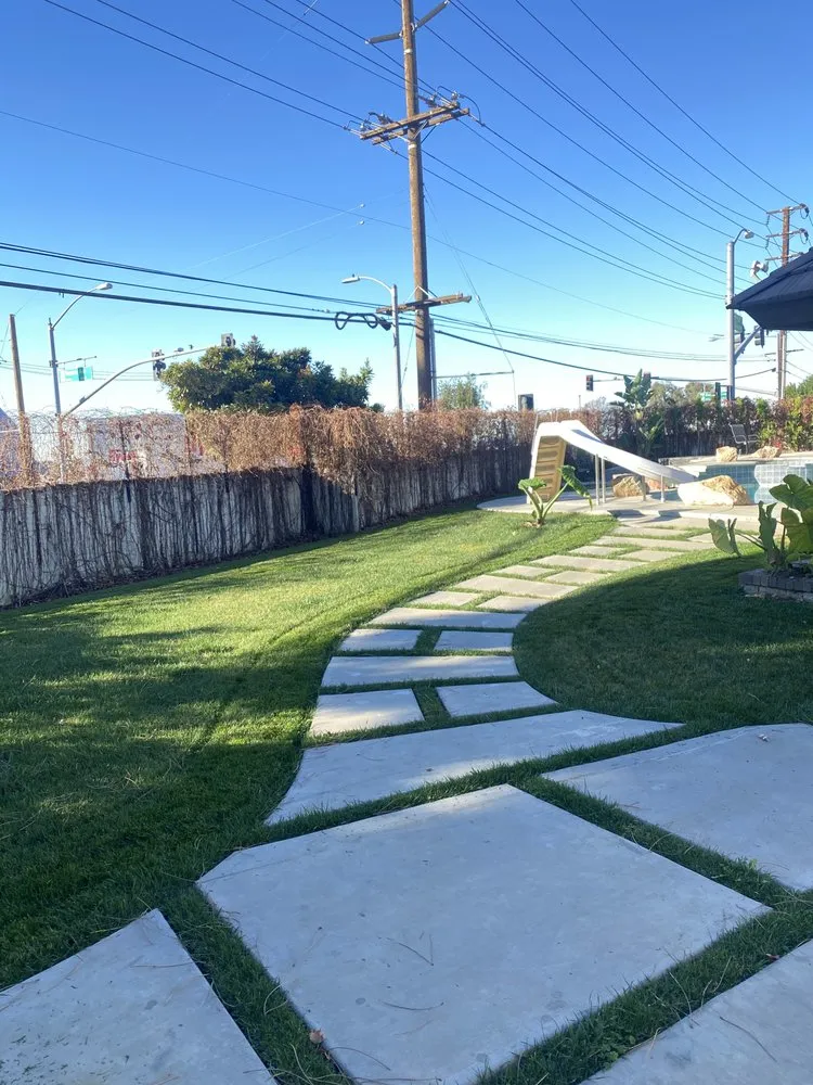 Custom landscape design in Fontana, CA - Vallarta Brother’s Gardening and Landscaping