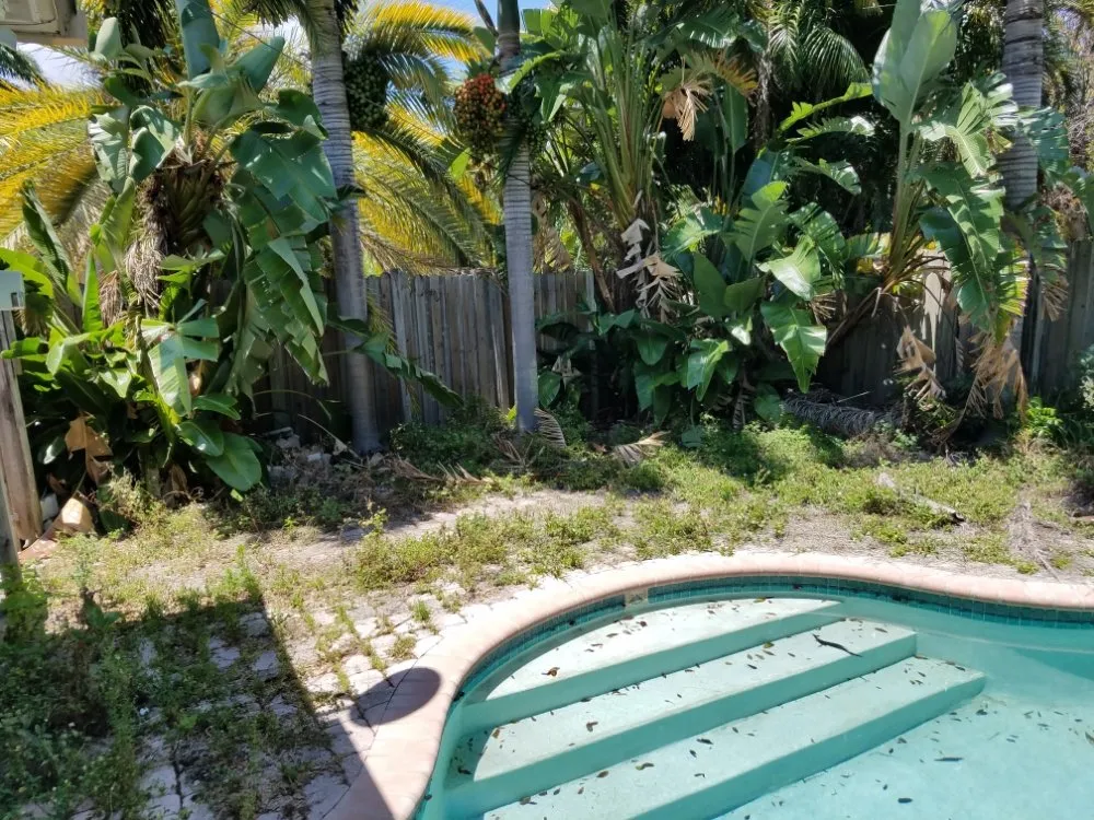 Expert lawn mowing service in Pompano Beach, FL - Valle Landscape Design and Service