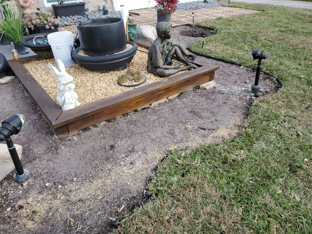 Expert landscaping services experts serving Pompano Beach, FL - Valle Landscape