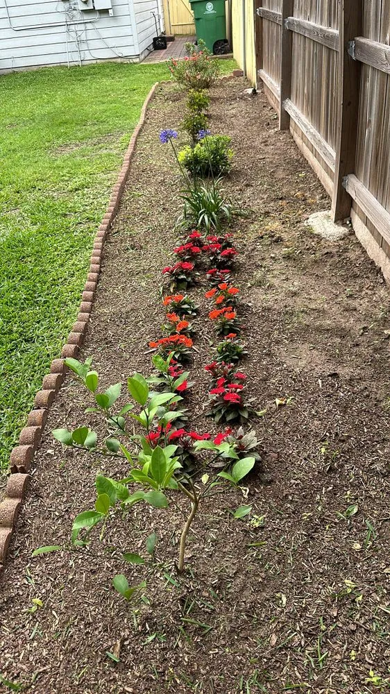 Custom landscape design experts serving Houston, TX - Valle Landscaping