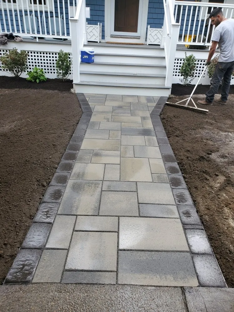 Expert lawn care service in Auburn, WA by Valle S. Landscaping & Constrution