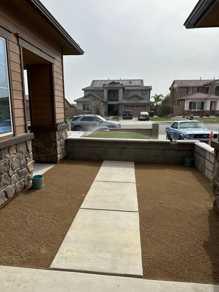 Local yard cleanup service for residential properties across Riverside, CA - Vallejo Property Preservation