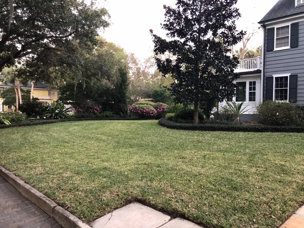 Affordable landscaping services in Apopka, FL - Valles Landscape