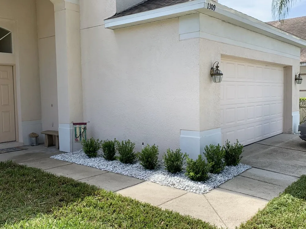 Local lawn care service for outdoor upgrades across Apopka, FL - Valles Landscape