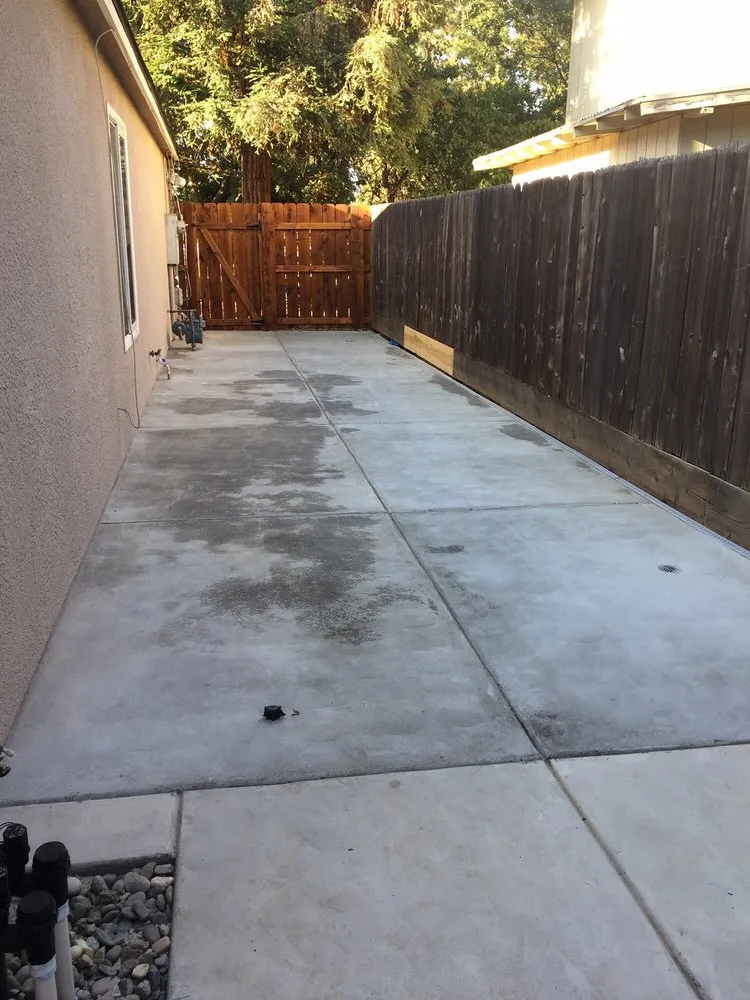 Affordable lawn care service in Fresno, CA - Valley Concrete & Landscaping