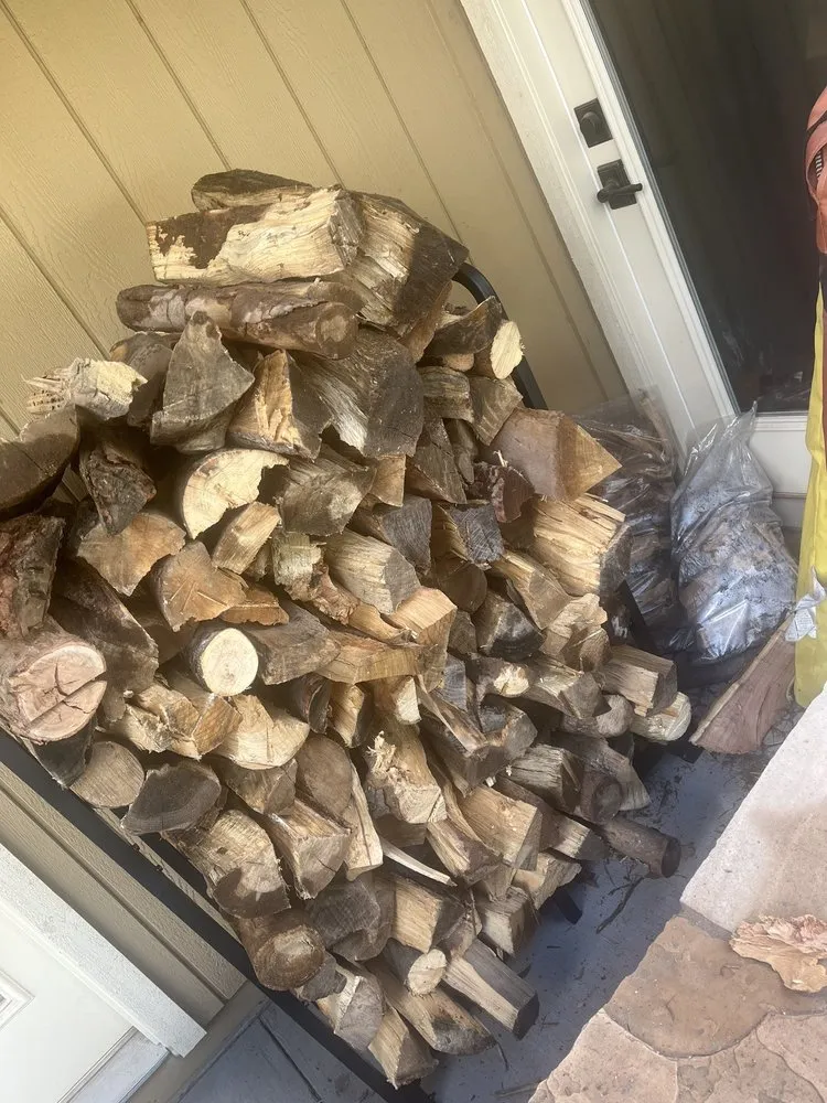 Trusted yard cleanup service for beautiful yards across Chandler, AZ - Valley Firewood