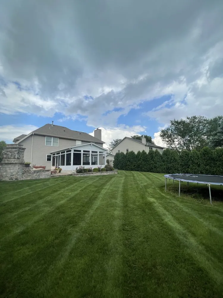 Affordable garden landscaping experts serving Shorewood, IL - Valley Landscape Management