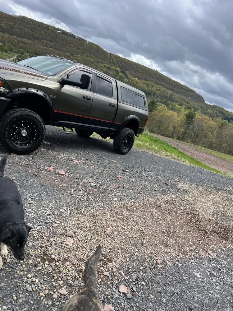 Top-rated lawn mowing service experts serving Sugarloaf, PA - Valley Landscape Solutions