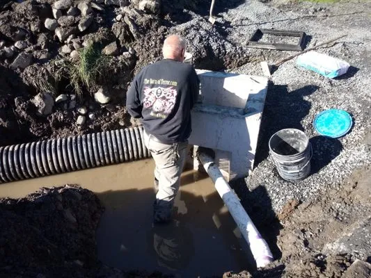 Valley Lawn Care & Landscaping Logo