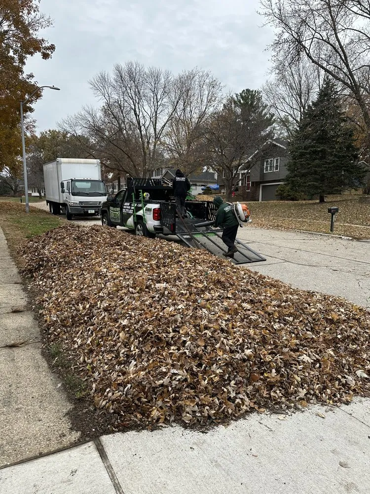 Reliable landscape design experts serving Des Moines, IA - Valley Lawn Care