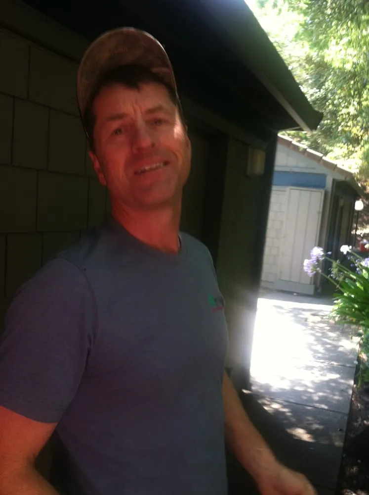 Affordable lawn care service in Santa Rosa, CA - Valley Oak Landscaping