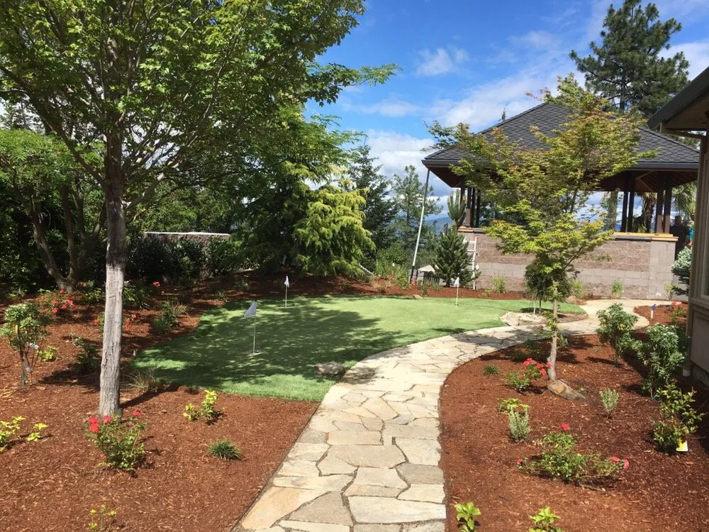 Expert residential landscaping in Grants Pass, OR by Valley Oaks Landscaping