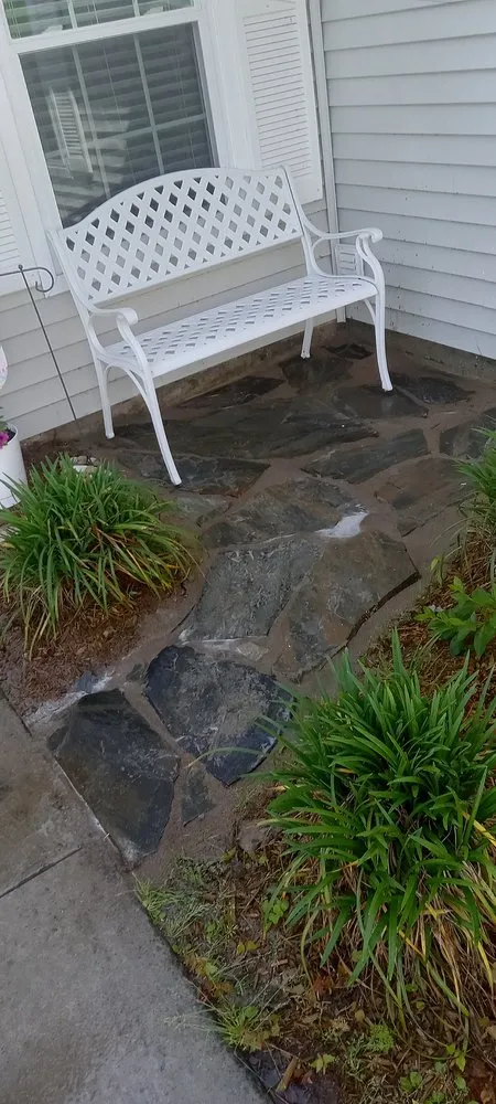 Expert yard cleanup service in Mount Pleasant, SC - Valley View Landscape and Design