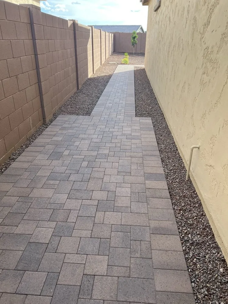 Top-rated landscaping services experts serving Peoria, AZ - Valley Vista Landscape