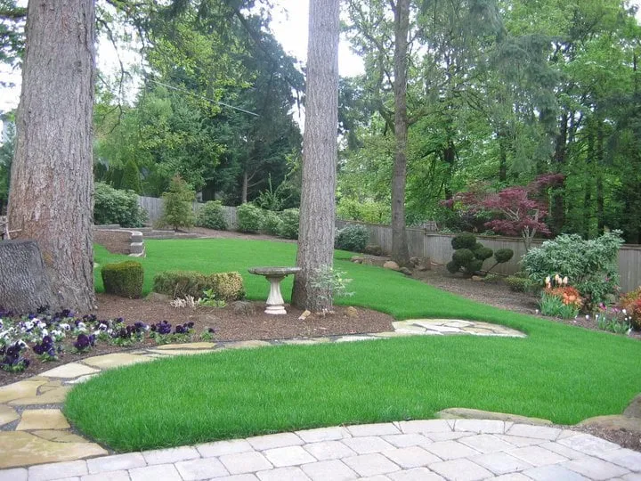Expert garden landscaping for outdoor upgrades in Troutdale, OR by Valley West Landscapes