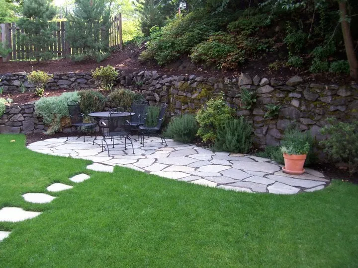 Professional lawn care service with custom design in Troutdale, OR by Valley West Landscapes