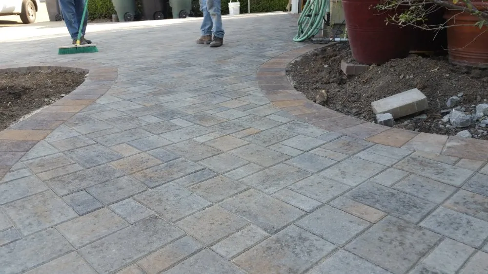 Top-rated lawn mowing service for beautiful yards across Hayward, CA - Valleycrest Landscaping