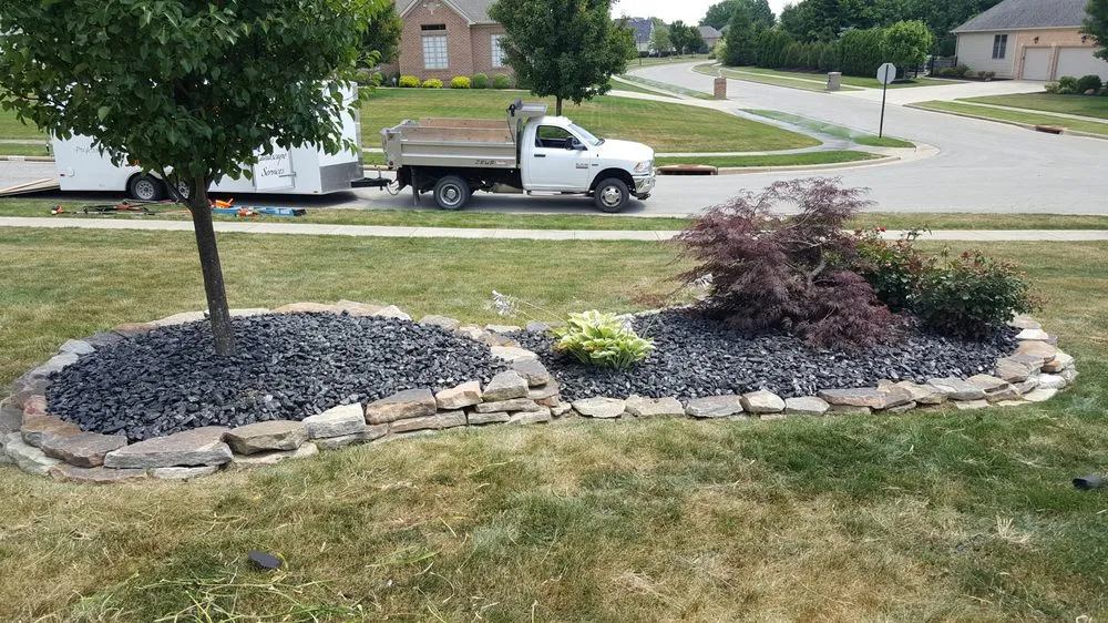 Reliable yard maintenance experts serving Youngstown, OH - Valleyscapes Property Maintenance