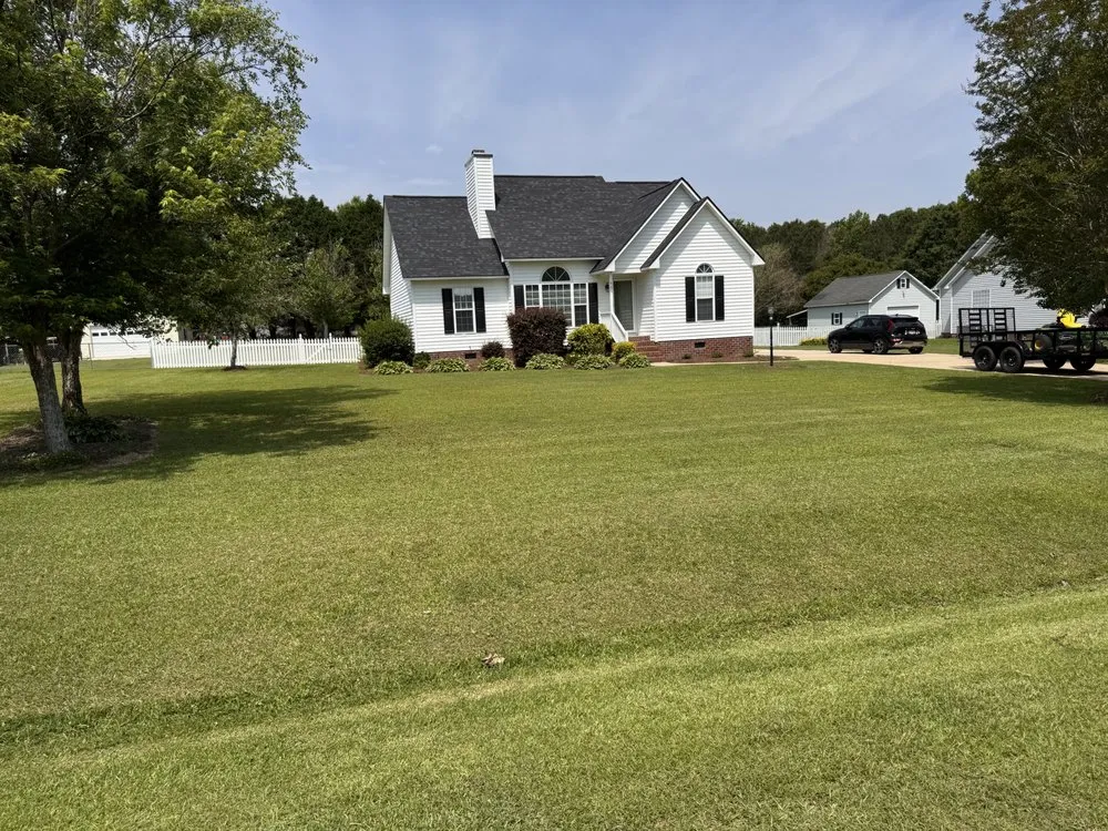 Top-rated lawn care service in Greenville, NC - Valor Landscaping