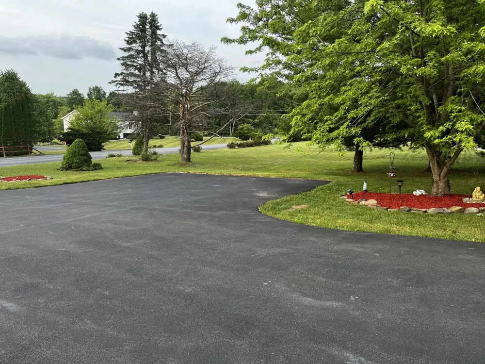 Custom garden landscaping in Stroudsburg, PA - Valovich & Sons