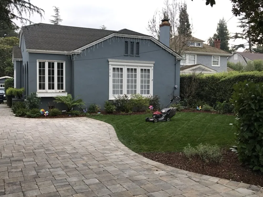 Affordable residential landscaping in Menlo Park, CA - Val's Lawncare
