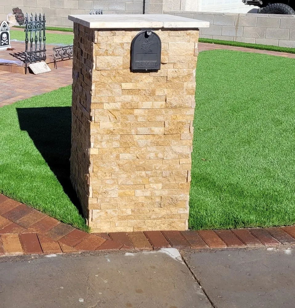 Professional lawn mowing service in Las Vegas, NV - Valys Pavers