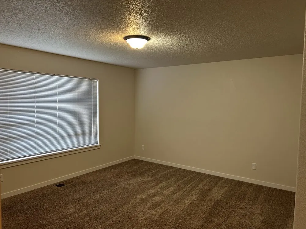 Custom outdoor landscaping for residential properties in Lebanon, OR by Vam & Sons