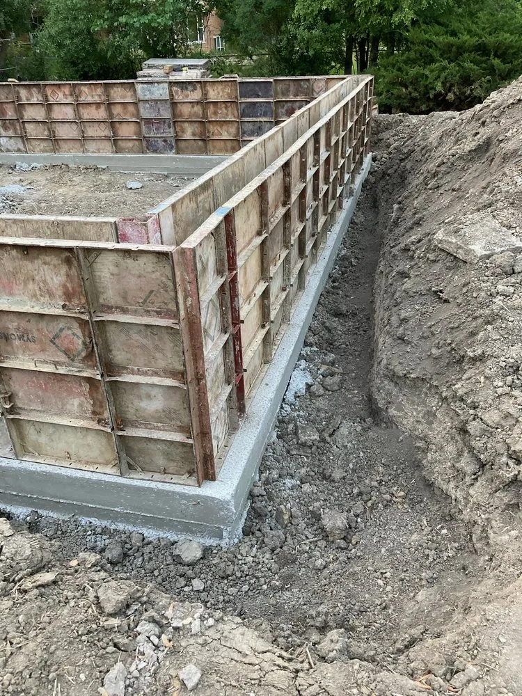 Affordable landscape design with custom design in Niles, IL by VAM Construction