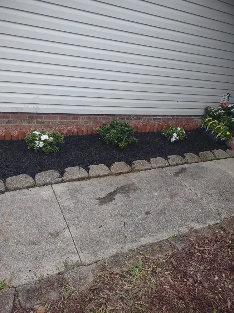 Trusted landscape design experts serving Jacksonville, NC - Van and Pops Lawn Care