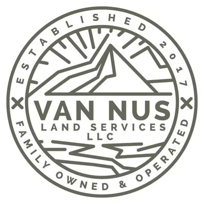 Van Nus Land Services Logo