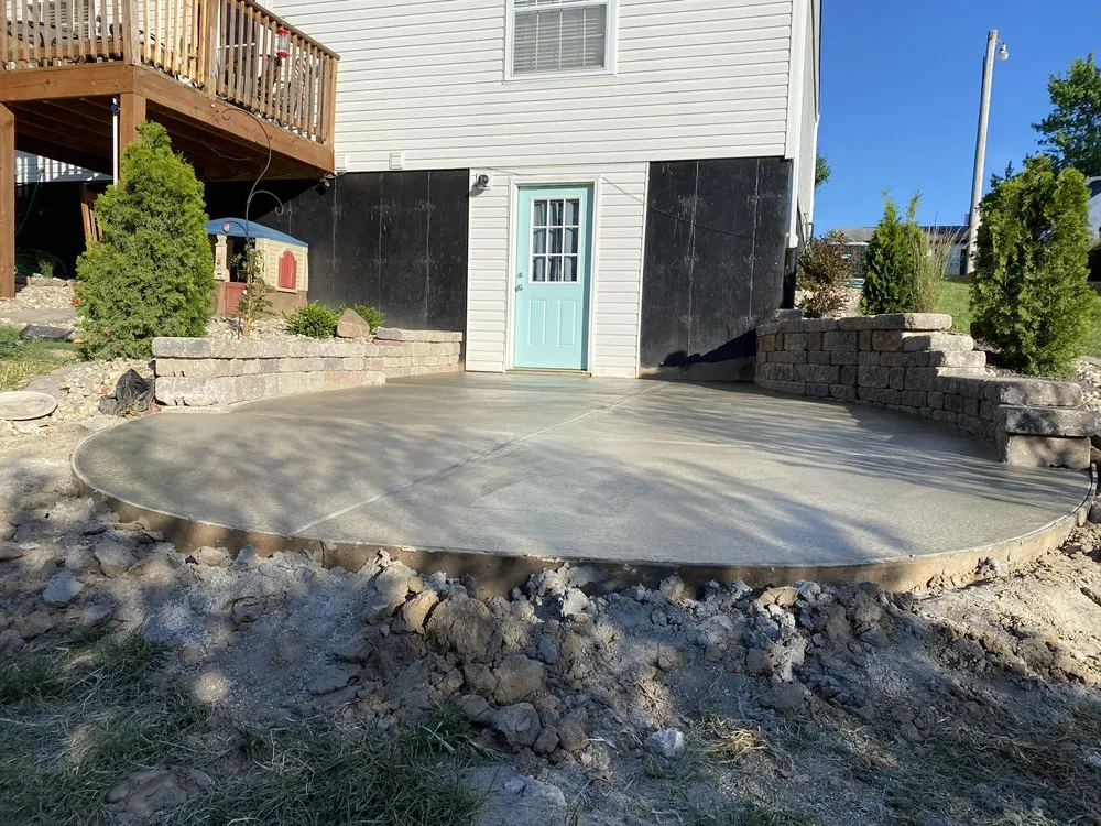 Custom landscape design in Brighton, IL by Vandygriff Lawn Service