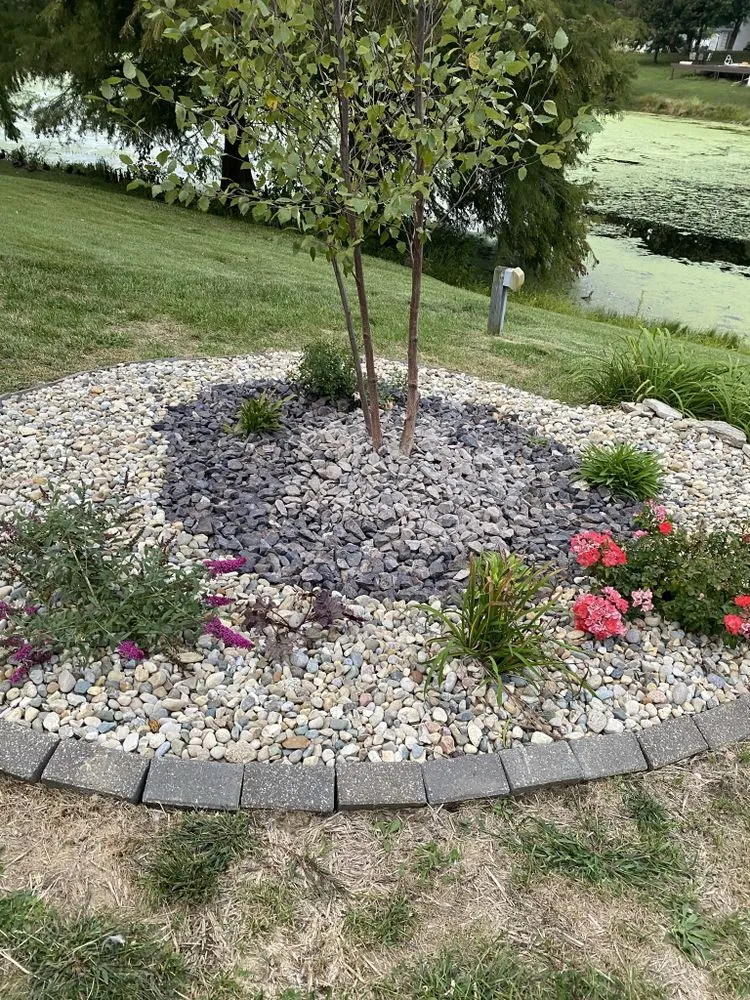 Reliable garden landscaping near you across Brighton, IL - Vandygriff Lawn Service