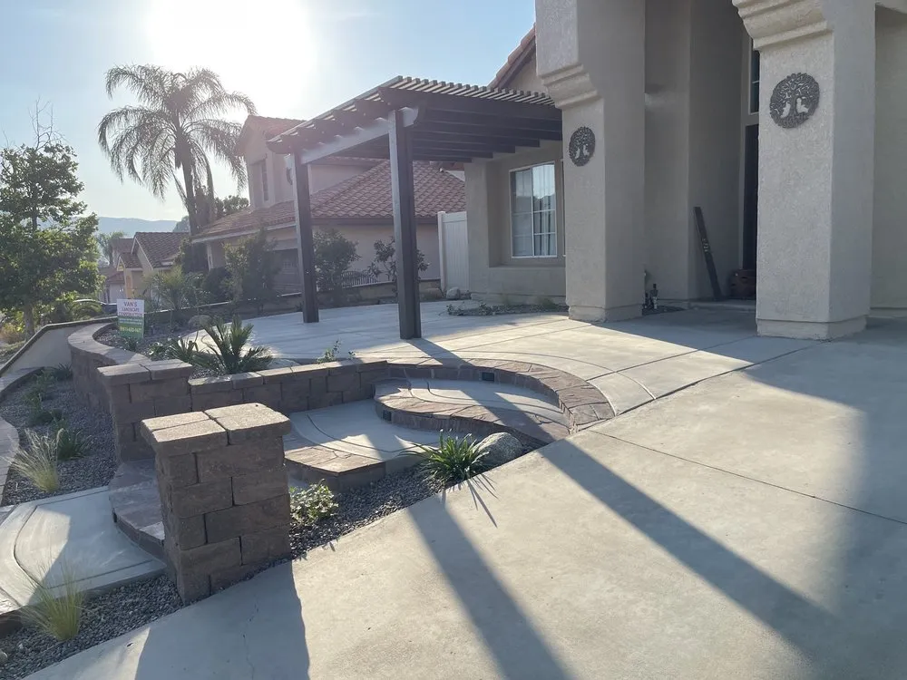 Local residential landscaping in East Hemet, CA by Van's Landscape Construction