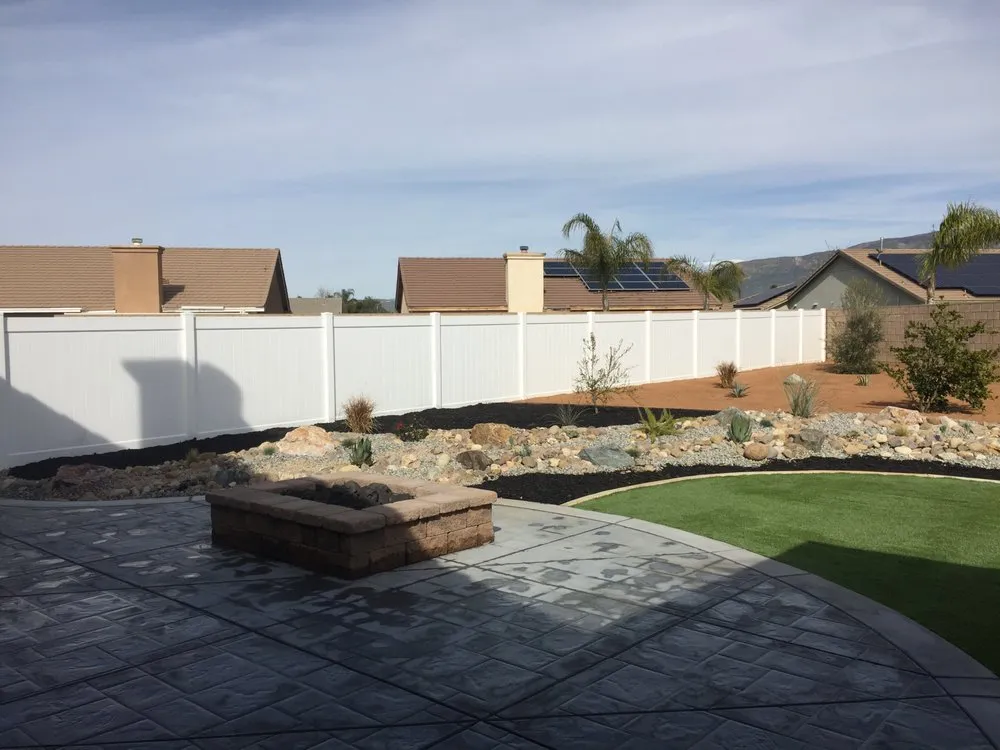 Custom garden landscaping for beautiful yards across East Hemet, CA - Van's Landscape Construction