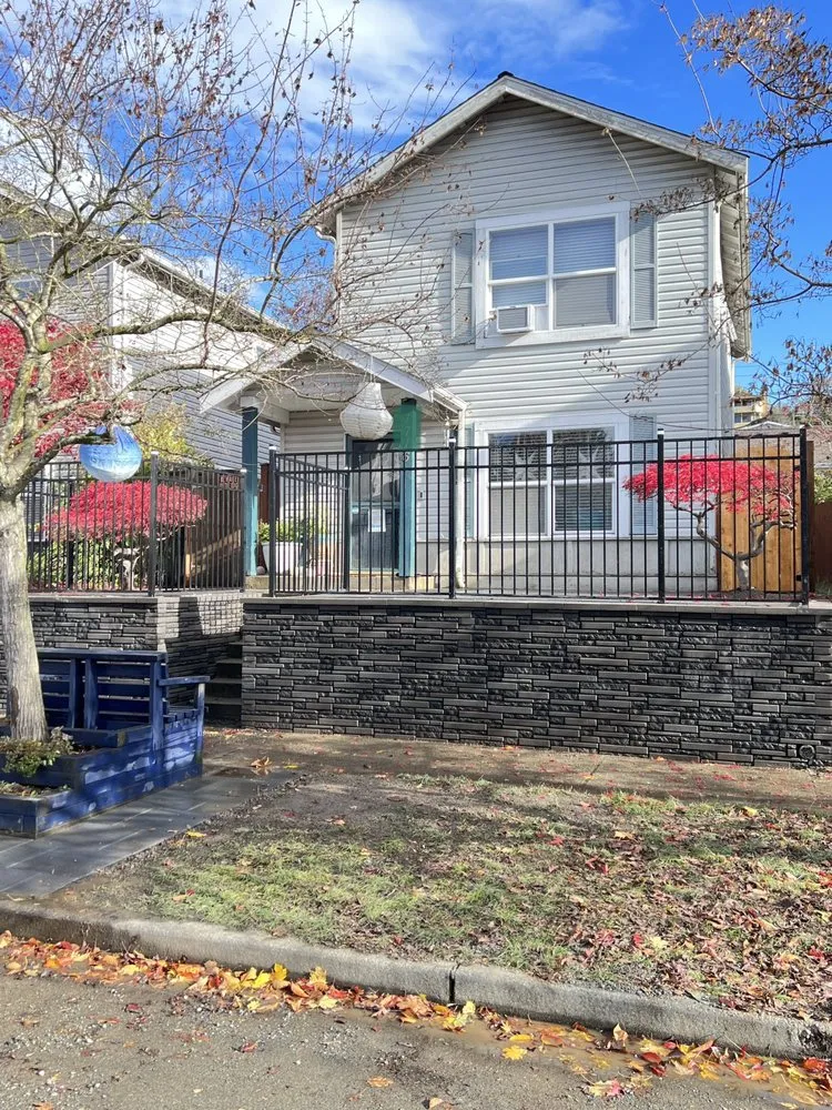 Affordable lawn care service with custom design across Seattle, WA - Van's Landscape